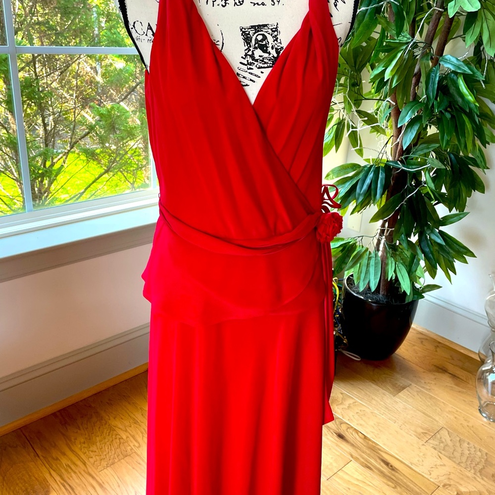 CLEARING OUT MY CLOSET! Red LIZ CLAIBORNE 2-piece dress. Size 10.